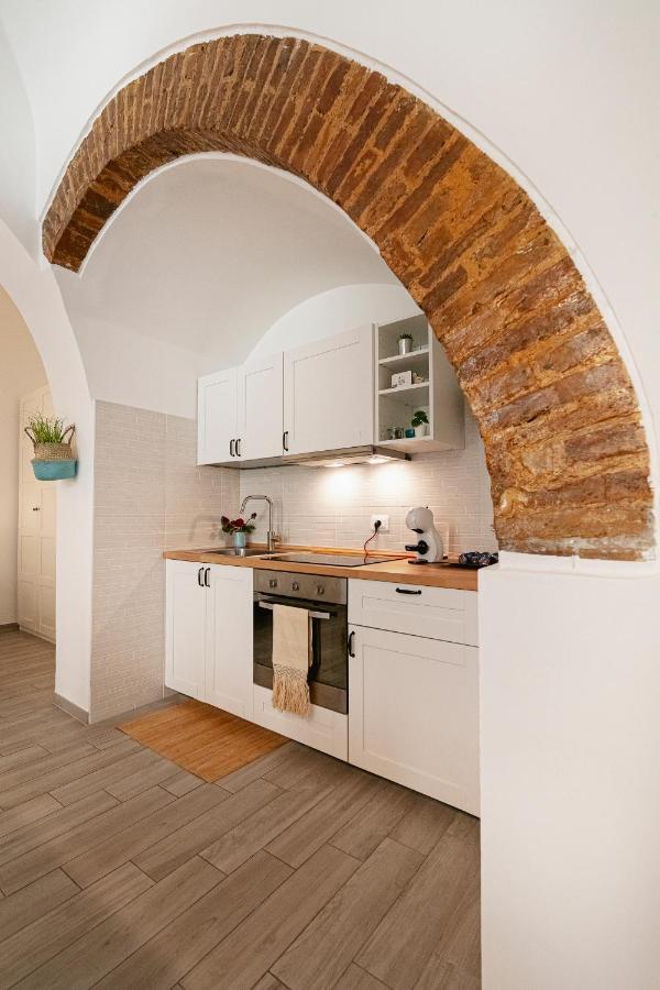 Zefiro21 Tiny House Apartment Termoli Luaran gambar